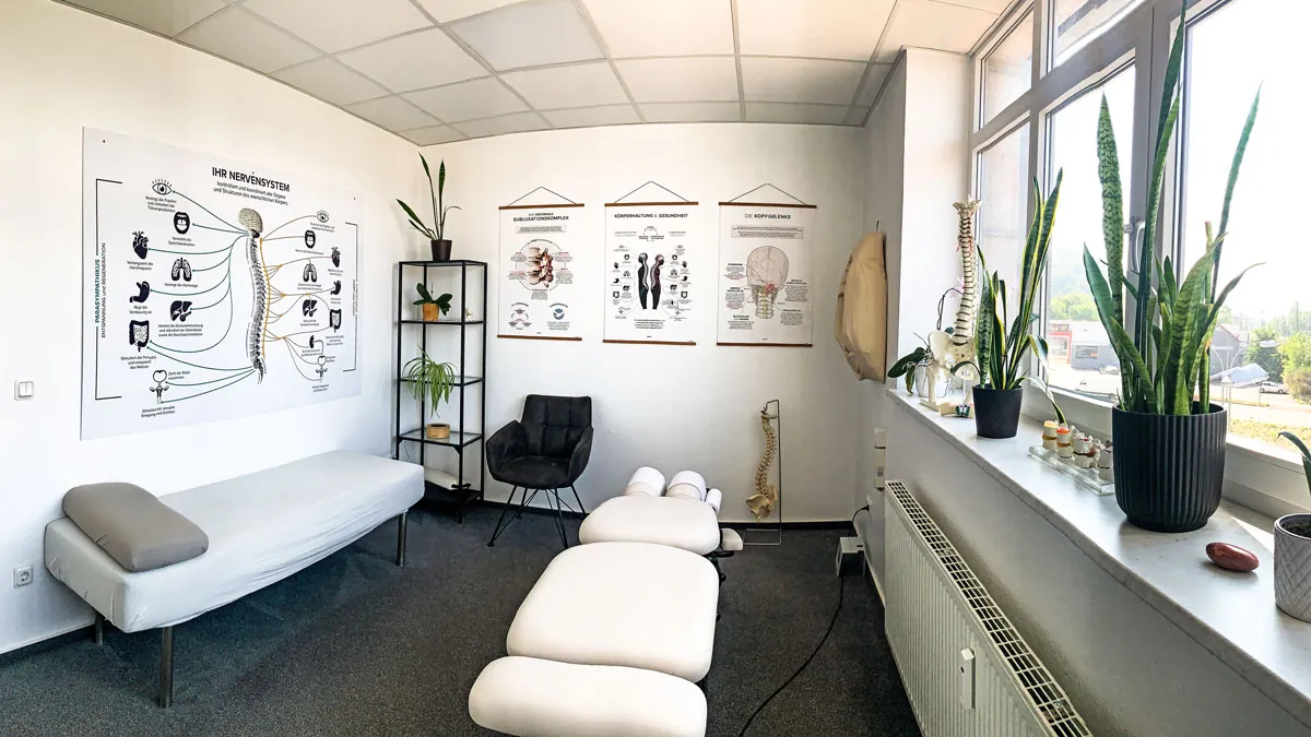 Behandlungsraum der Chiropraxis